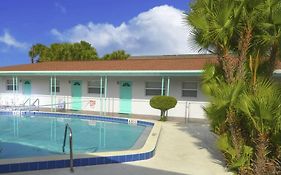 Sun Island Motel